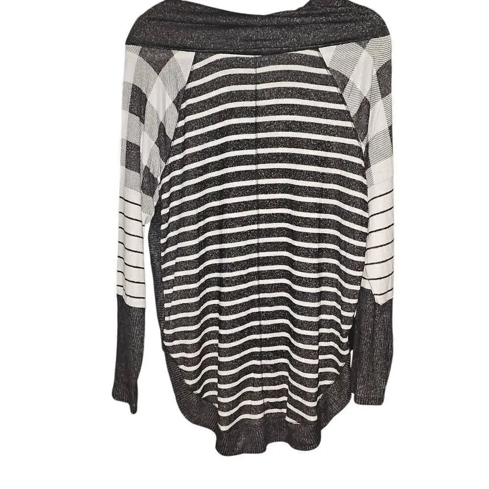 Maurices Cowl neck, soft, long sleeve sweater. Size Large
